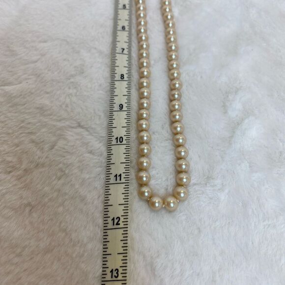 Vintage Faux Pearl Necklace With Gold Tone Clasp Crystal Accents - Picture 6 of 7